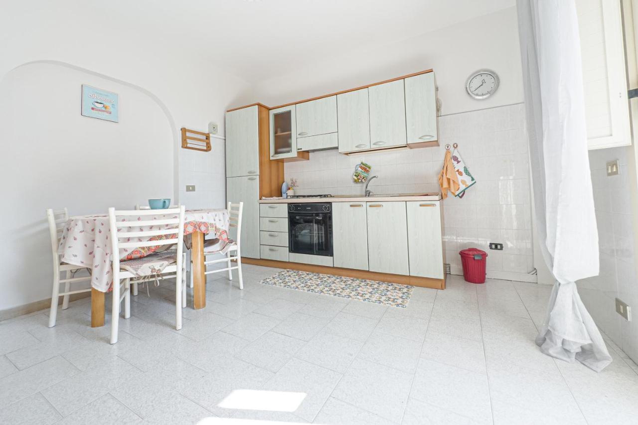 Seashore House - Appartamento A 100 Mt Dal Mare Villafranca Tirrena Zewnętrze zdjęcie