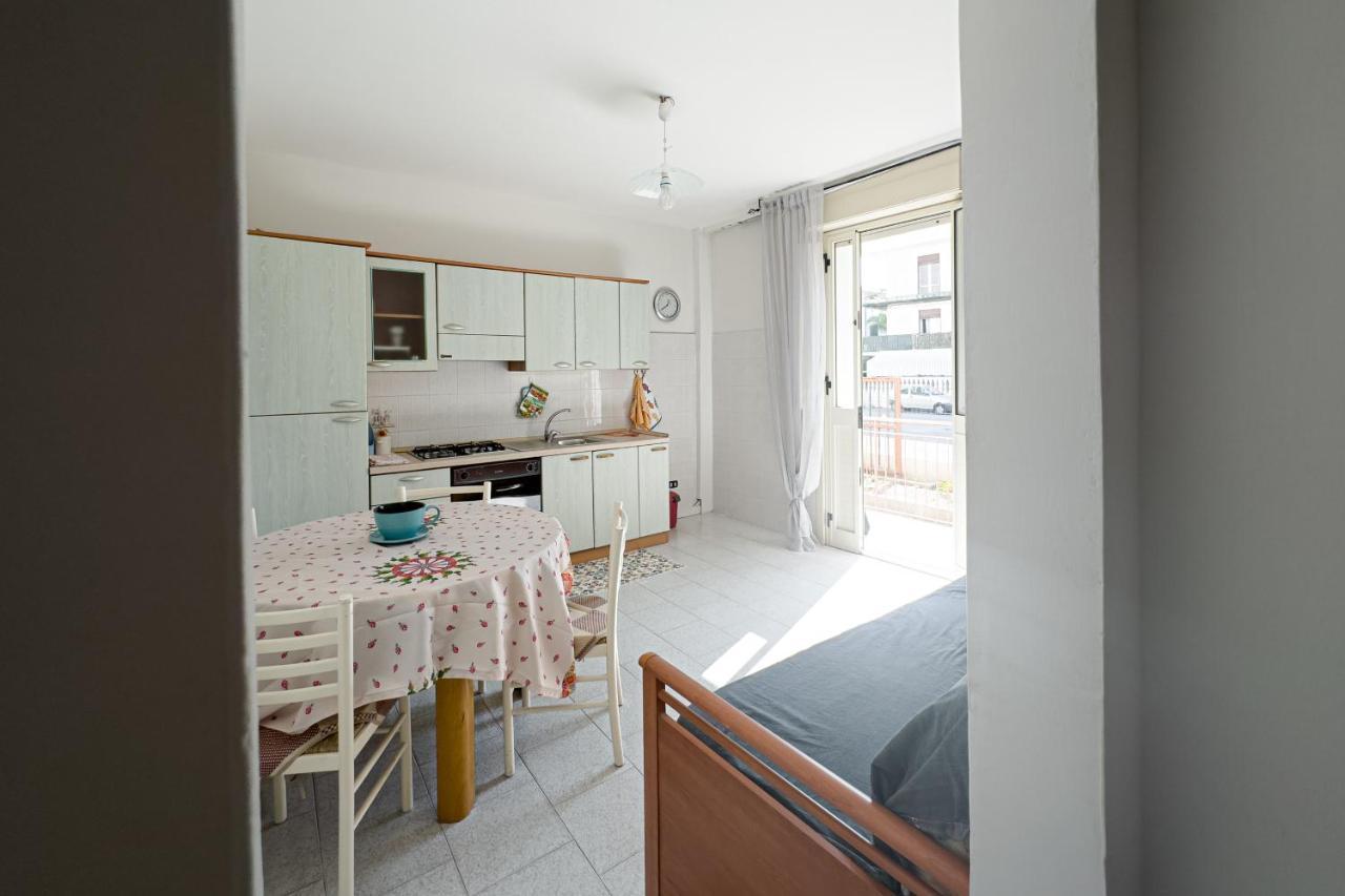 Seashore House - Appartamento A 100 Mt Dal Mare Villafranca Tirrena Zewnętrze zdjęcie